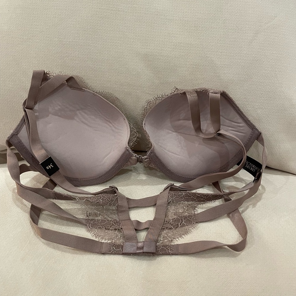 ❤️ BEAUTIFUL BRAND NEW NVR WORN LIGHT MAUVE/GRAY LACY & SEXY VS SET! - Picture 15 of 15